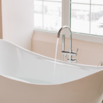 Bagno moderno: idee e soluzioni per uno spazio funzionale e rilassante